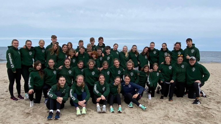 Die Trainingsgruppe auf Usedom. (Copyright: TSV Bayer Dormagen)