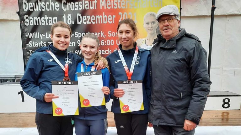 Johanna Helmrich, Anna Konrad, Aimee Drössler und Wilhelm Jungbluth. (v.l./Copyright: TSV Bayer Dormagen)